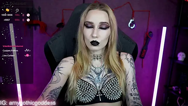 amywhitenessxx online show from 11/23/25, 02:17