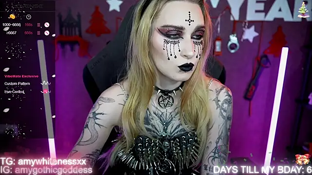 amywhitenessxx online show from 12/19/25, 02:13