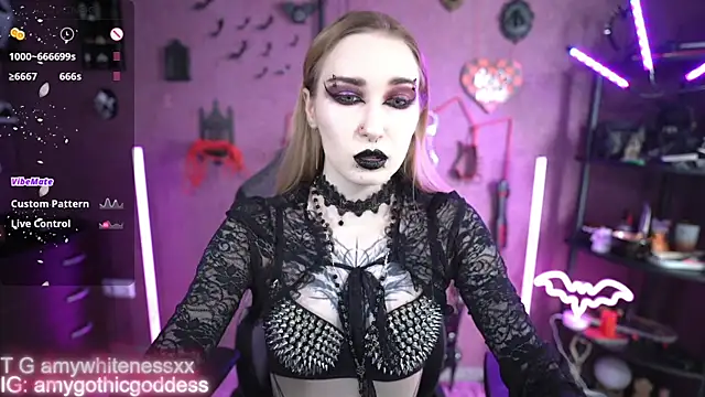 Snapshot of amywhitenessxx chatting on 05/25/26, 12:22 amywhitenessxx online show from 05/25/26, 12:22