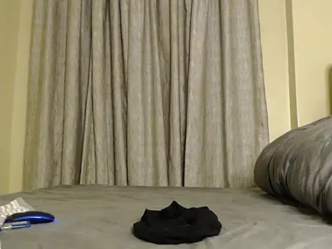 CurvyGlass online show from 02/25/25, 02:58