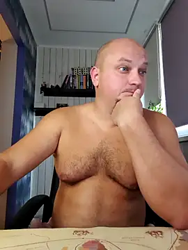 Snapshot of Pandasky chatting on 10/25/25, 12:45 Pandasky online show from 10/25/25, 12:45