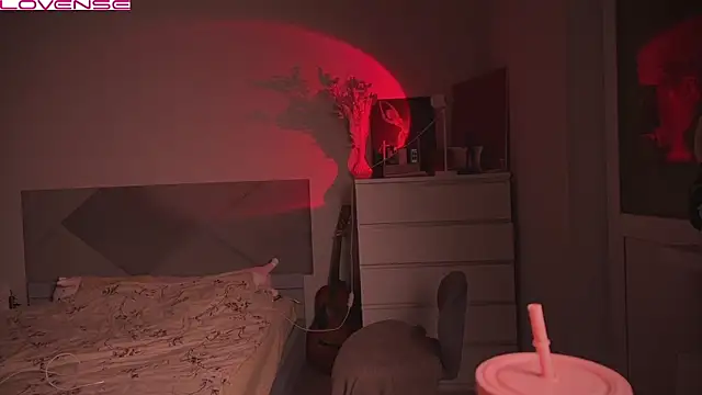 Snapshot of YourOblivion chatting on 03/17/25, 09:02 YourOblivion online show from 03/17/25, 09:02