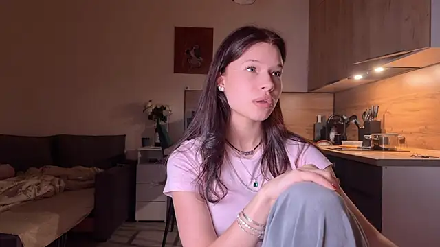 Snapshot of YourOblivion chatting on 09/18/25, 07:05 YourOblivion online show from 09/18/25, 07:05