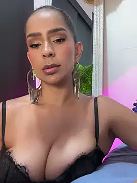 Mau White online show from 12/19/24, 10:53