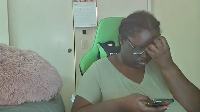 Yagurl  west online show from 01/14/25, 12:11