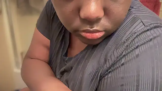 Yagurl  west online show from 01/28/25, 04:30