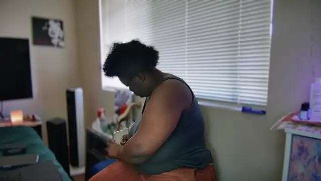 Yagurl  west online show from 02/05/25, 08:35