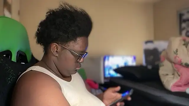 Yagurl  west online show from 01/12/26, 04:39