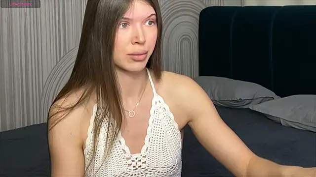 viviann evans online show from 03/03/25, 12:48