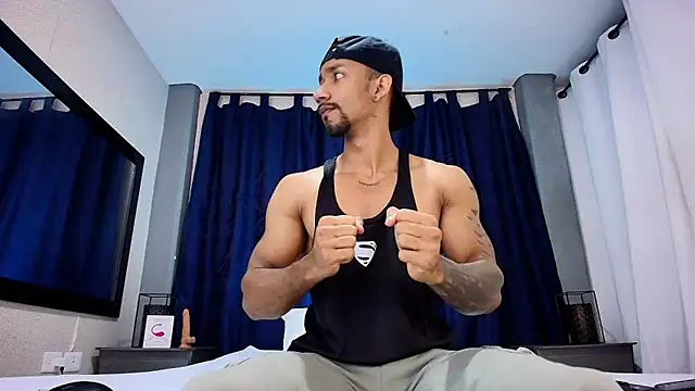 Manolo Hot1 online show from 02/28/25, 02:53