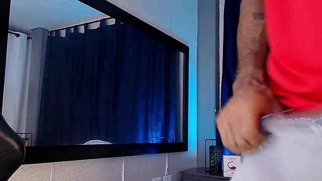 Manolo Hot1 online show from 03/03/25, 02:48