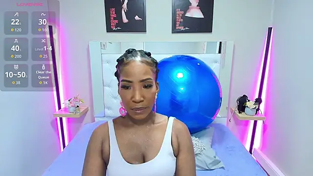 kimmturner online show from 09/19/25, 01:01