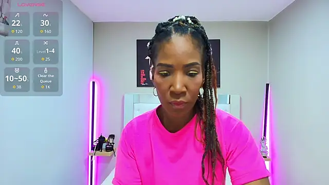 kimmturner online show from 11/26/25, 12:39