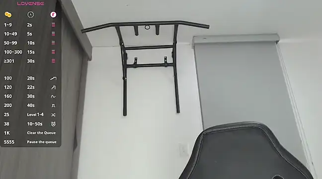 Snapshot of russthiago chatting on 01/28/25, 05:35 russthiago online show from 01/28/25, 05:35