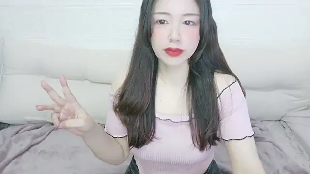 Snapshot of Arisa__ chatting on 02/24/25, 02:51 Arisa   online show from 02/24/25, 02:51