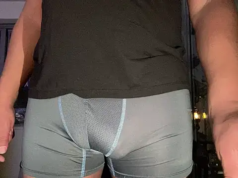 Snapshot of ThickDick_Daddy chatting on 02/14/26, 08:00 ThickDick Daddy online show from 02/14/26, 08:00