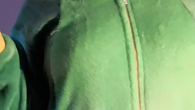 Paola Lyon  online show from 09/19/25, 06:59