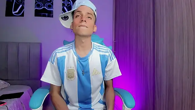 jake and joaquin online show from 09/09/25, 02:44