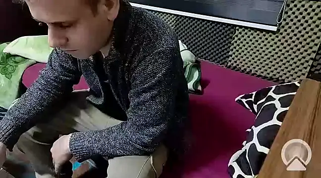 Arabeyes online show from 02/28/25, 07:56