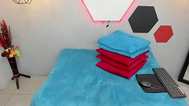 martinaclark online show from 02/16/25, 05:15