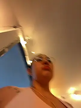 my-kitty online show from 01/15/26, 12:37