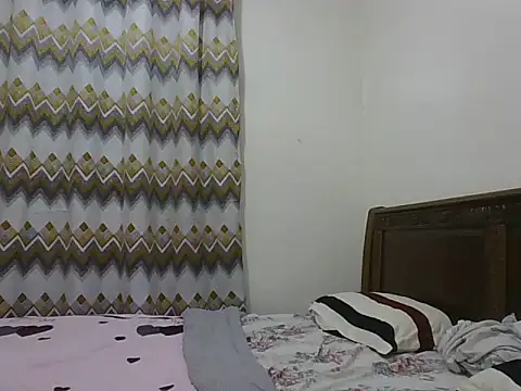 Snapshot of sexy__candyy chatting on 06/17/26, 04:30 sexy candyy online show from 06/17/26, 04:30