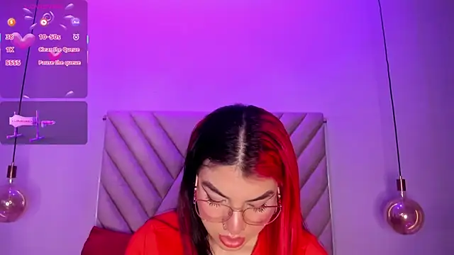 EmmaSwift  online show from 10/24/25, 01:24