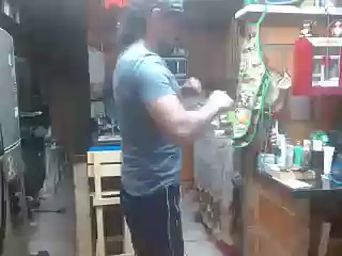 Snapshot of Dr_Pocholate84 chatting on 01/04/25, 02:56 Dr Pocholate84 online show from 01/04/25, 02:56