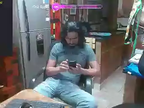 Snapshot of Dr_Pocholate84 chatting on 01/06/25, 05:19 Dr Pocholate84 online show from 01/06/25, 05:19