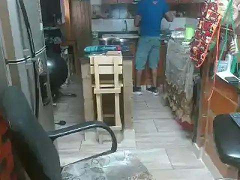 Snapshot of Dr_Pocholate84 chatting on 01/15/25, 09:09 Dr Pocholate84 online show from 01/15/25, 09:09