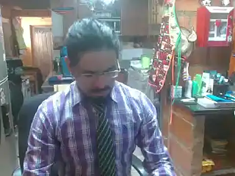 Snapshot of Dr_Pocholate84 chatting on 01/17/25, 05:41 Dr Pocholate84 online show from 01/17/25, 05:41