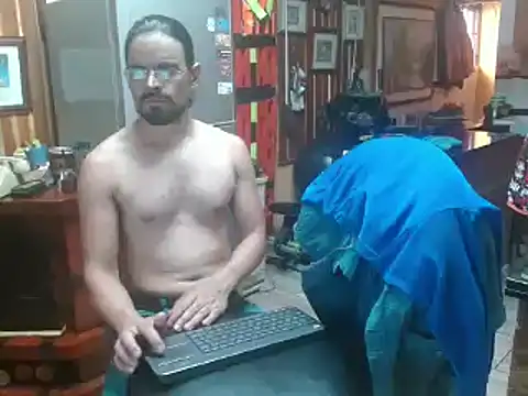 Snapshot of Dr_Pocholate84 chatting on 01/21/25, 09:04 Dr Pocholate84 online show from 01/21/25, 09:04