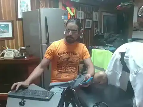 Snapshot of Dr_Pocholate84 chatting on 01/29/25, 11:14 Dr Pocholate84 online show from 01/29/25, 11:14