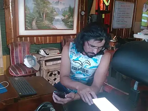 Snapshot of Dr_Pocholate84 chatting on 03/26/26, 07:08 Dr Pocholate84 online show from 03/26/26, 07:08