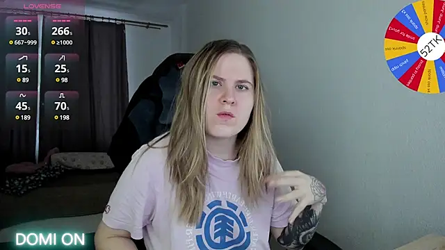 Olivia Munk online show from 02/03/25, 06:56