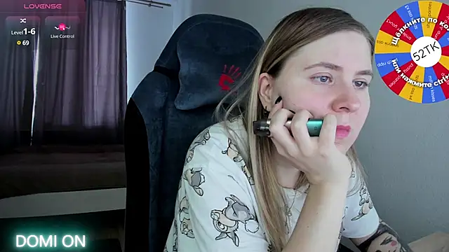 Olivia Munk online show from 02/15/25, 06:55