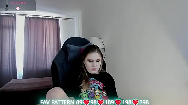 Olivia Munk online show from 03/15/25, 06:36