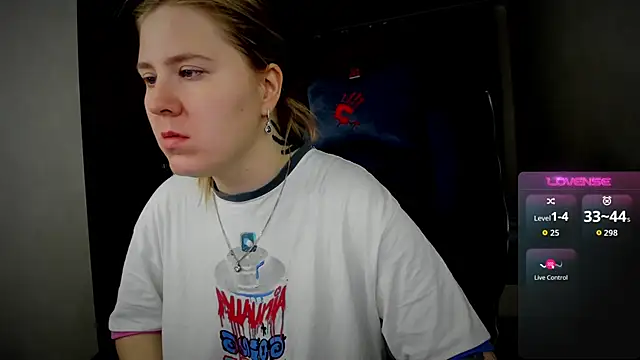 Olivia Munk online show from 09/14/25, 04:33