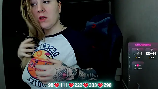 Olivia Munk online show from 02/18/26, 05:58