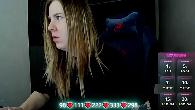 Olivia Munk online show from 03/08/26, 04:27