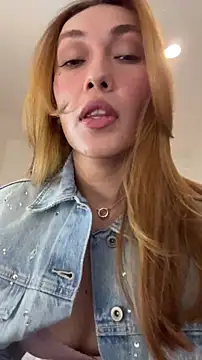 MichelleFerry  online show from 11/10/25, 02:10