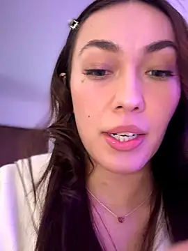 MichelleFerry  online show from 02/07/26, 04:05