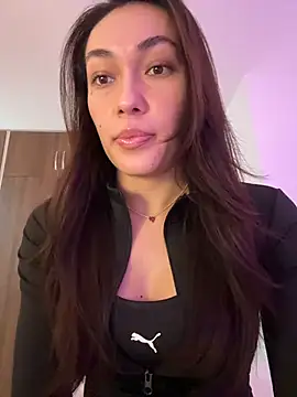 MichelleFerry  online show from 02/08/26, 04:38