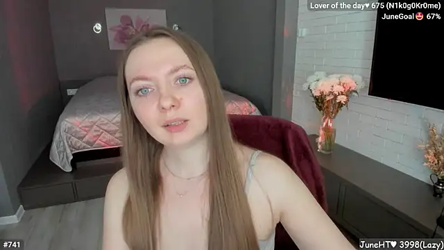 Snapshot of LizaGost chatting on 06/27/26, 12:22 LizaGost online show from 06/27/26, 12:22