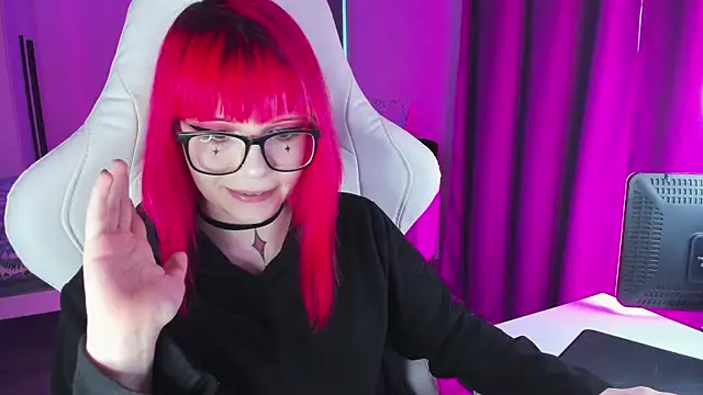 Snapshot of Yumi_Youkai chatting on 12/02/24, 07:25 Yumi Youkai online show from 12/02/24, 07:25