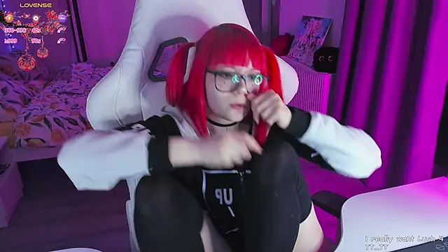 Snapshot of Yumi_Youkai chatting on 03/01/25, 06:21 Yumi Youkai online show from 03/01/25, 06:21