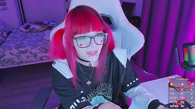 Snapshot of Yumi_Youkai chatting on 10/14/25, 12:50 Yumi Youkai online show from 10/14/25, 12:50