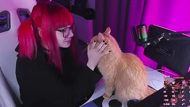 Snapshot of Yumi_Youkai chatting on 10/16/25, 12:55 Yumi Youkai online show from 10/16/25, 12:55