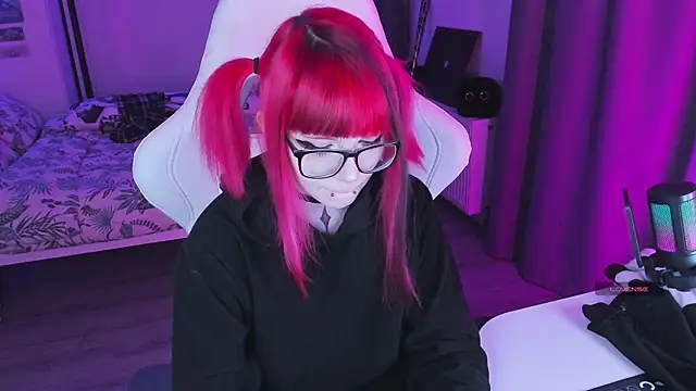 Snapshot of Yumi_Youkai chatting on 10/16/25, 09:38 Yumi Youkai online show from 10/16/25, 09:38