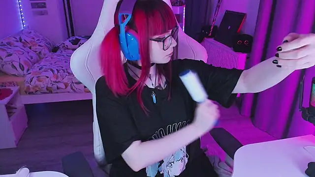 Yumi Youkai online show from 02/08/26, 02:53